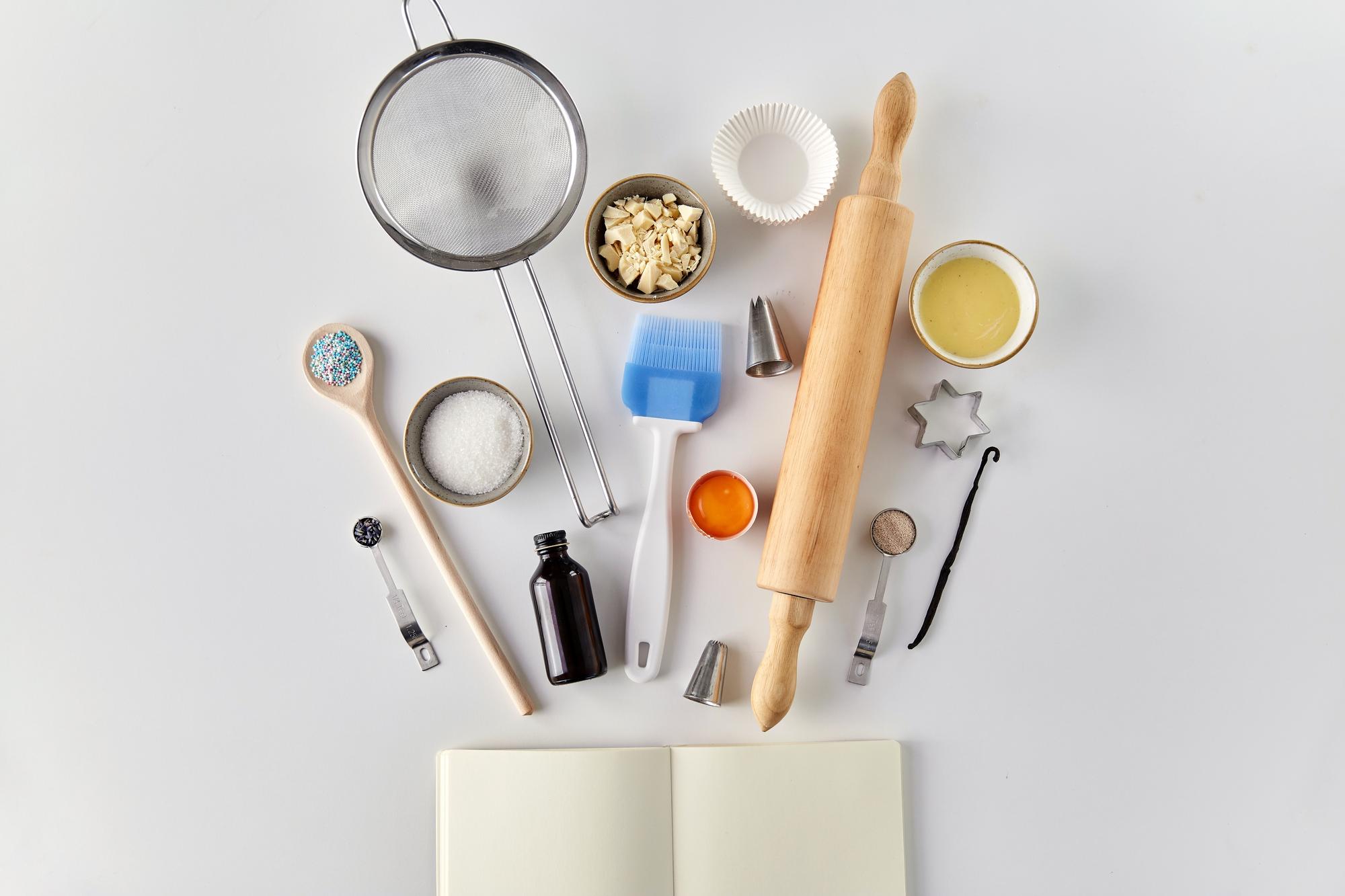 Set di utensili e ingredienti